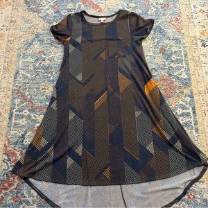 Pull over t-shirt dress- retro! LuLaRoe Carly
